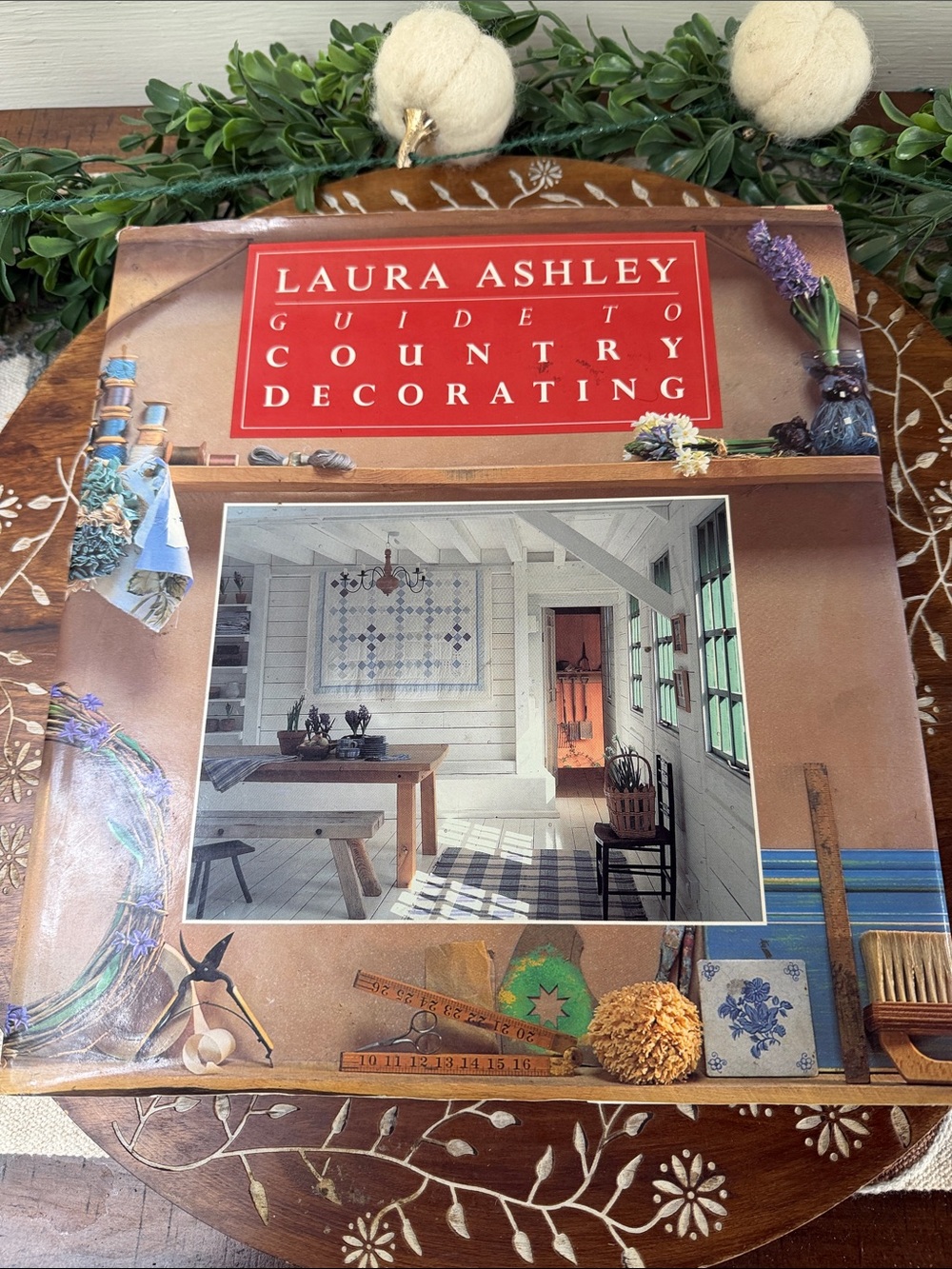 Laura Ashley 1992 Guide To County Decorating